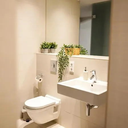 Uniklinik Zentral Kueche Fitnessraum Apartment Leipzig